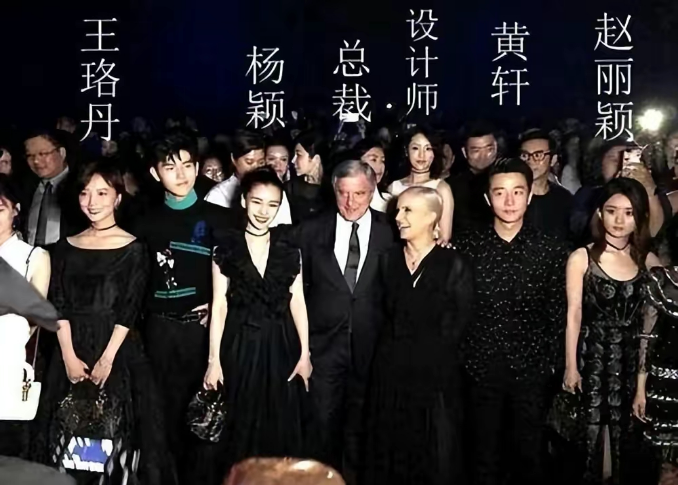 杨颖：离婚不到半年，失去靠山黄晓明的她，除了综艺还有什么？
