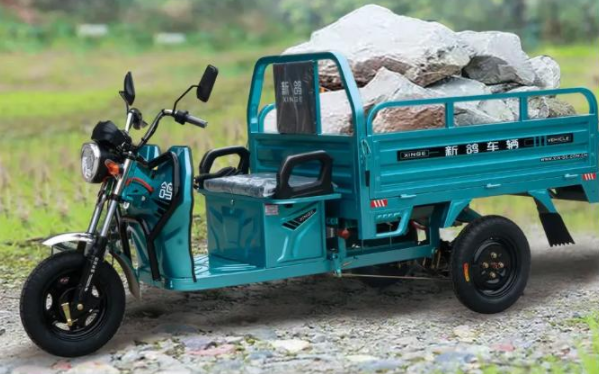 3款电动三轮车,价格3950起,还带自卸,全国可上牌