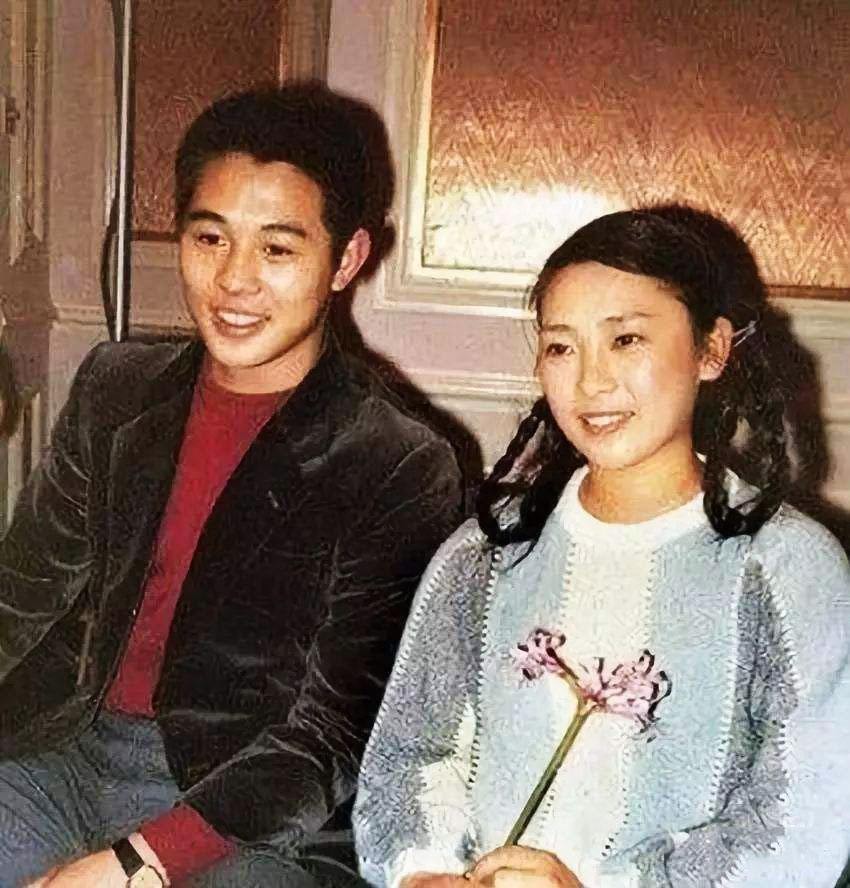 李思：父亲是李连杰，母亲是黄秋燕，我是留守儿童