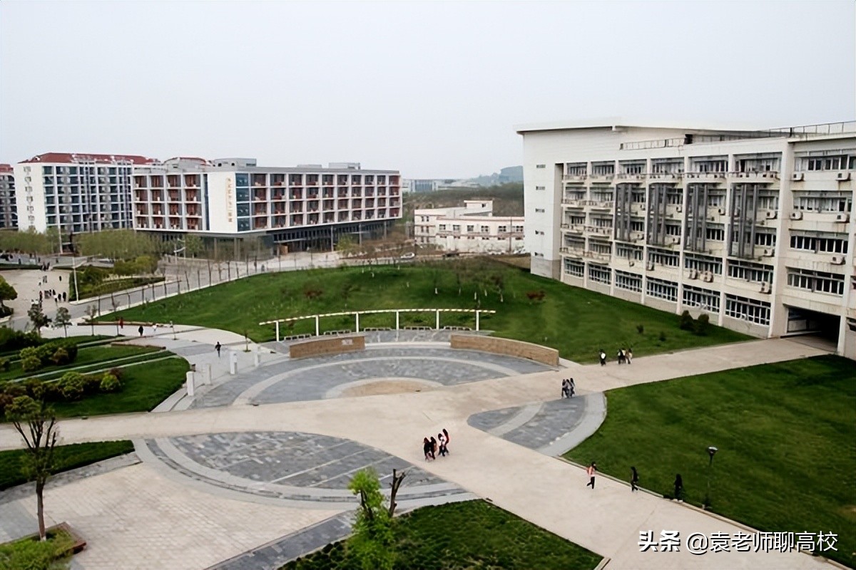 南京财经大学与南京审计大学，南京的两所热门财经高校，怎么选？