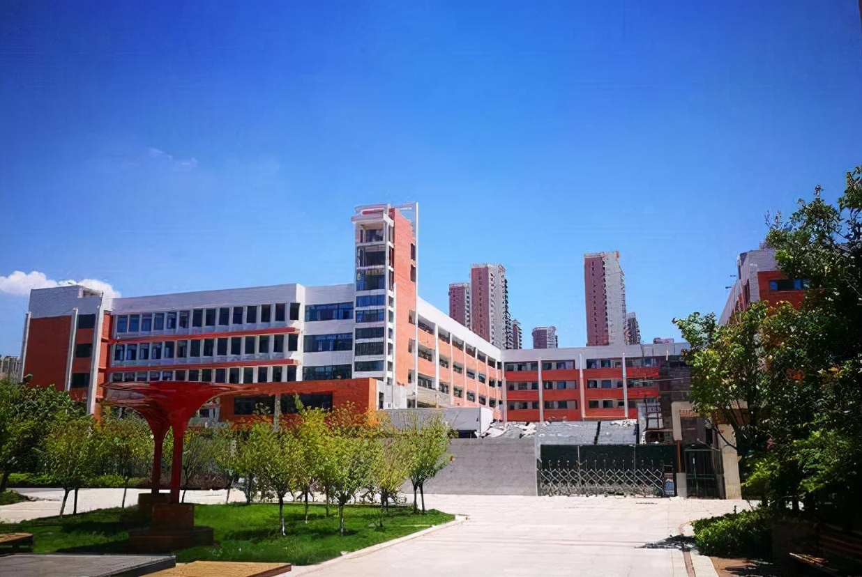 全国高中排名发布！华师一附中荣获第一，长郡中学创新高排名第6