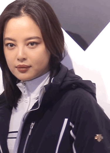 鹅厂卡司王炸剧终于来了：3个一线女演员，还有顶流老戏骨，过瘾