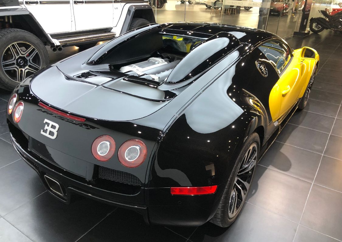 布加迪威龙多少钱2799万的布加迪雪藏7年