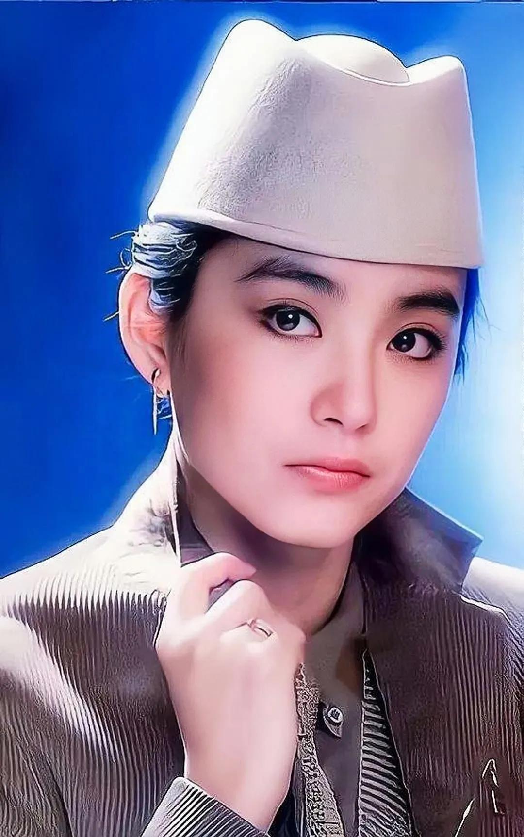 林青霞年轻时真是惊艳了时光