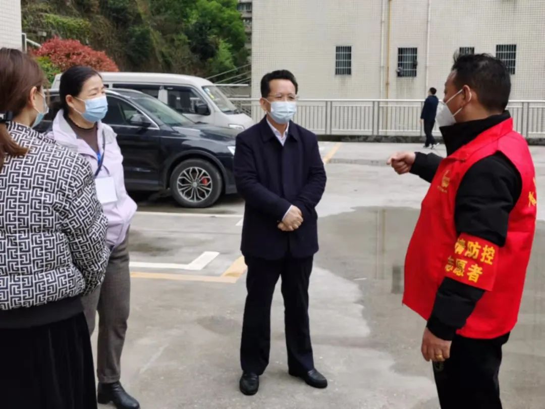 市人大常委会领导继续督导各联点社区疫情防控工作