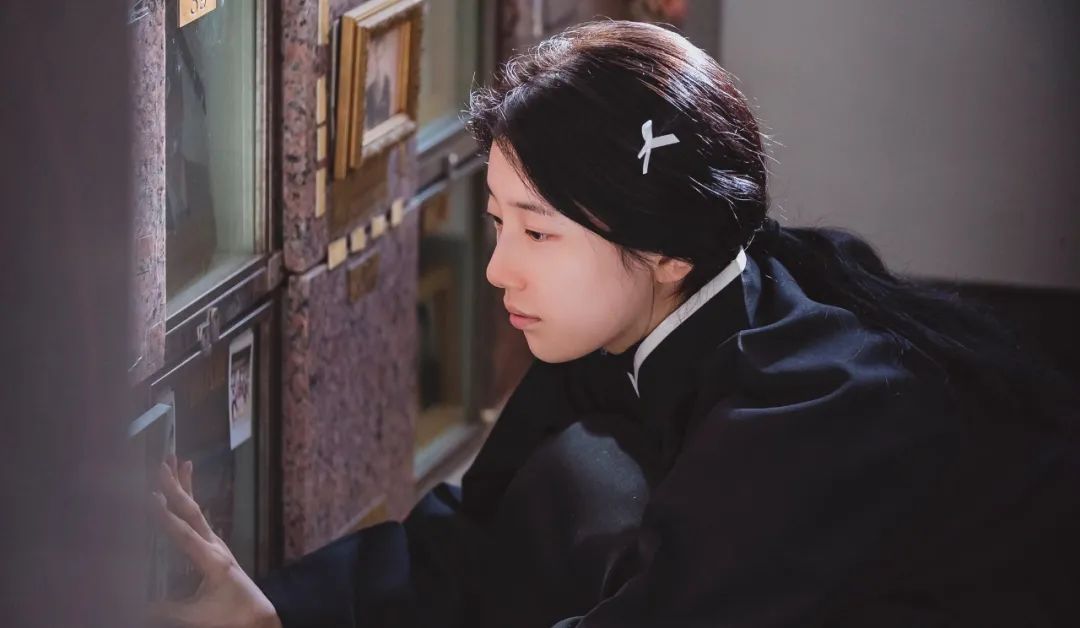 想学《寄生虫》，可惜功败垂成