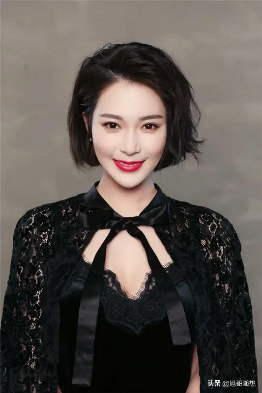 胡然，著名演员