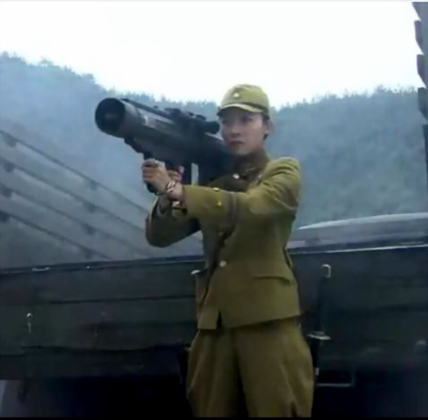 日本人出书嘲讽中国“抗日神剧”，如此乱象，该由谁来买单？