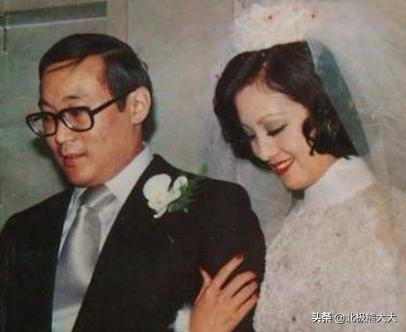 容忍丈夫出轨，用44年的卑微隐忍换来百亿遗产，何莉莉真是不简单