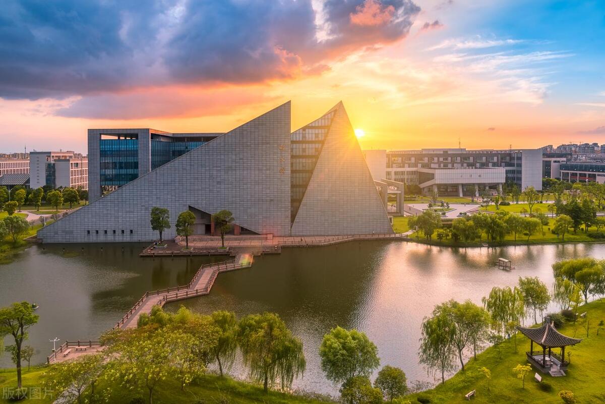 湖北民族学院更名失败(湖北民族学院更名大学)