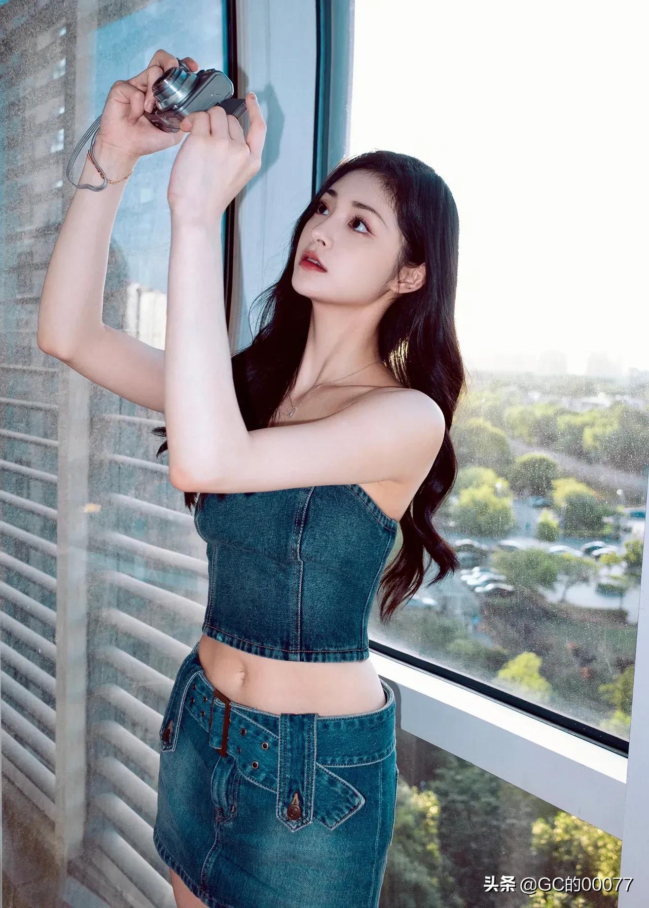 明星图片周洁琼