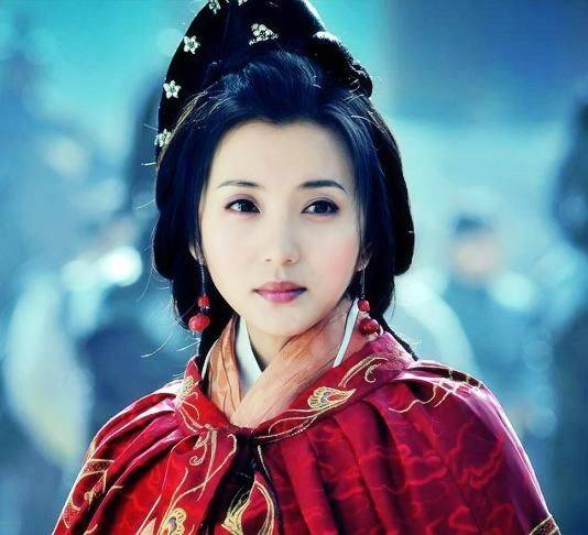 表面是明星，其实是大学老师的6位名人，个个桃李满天下