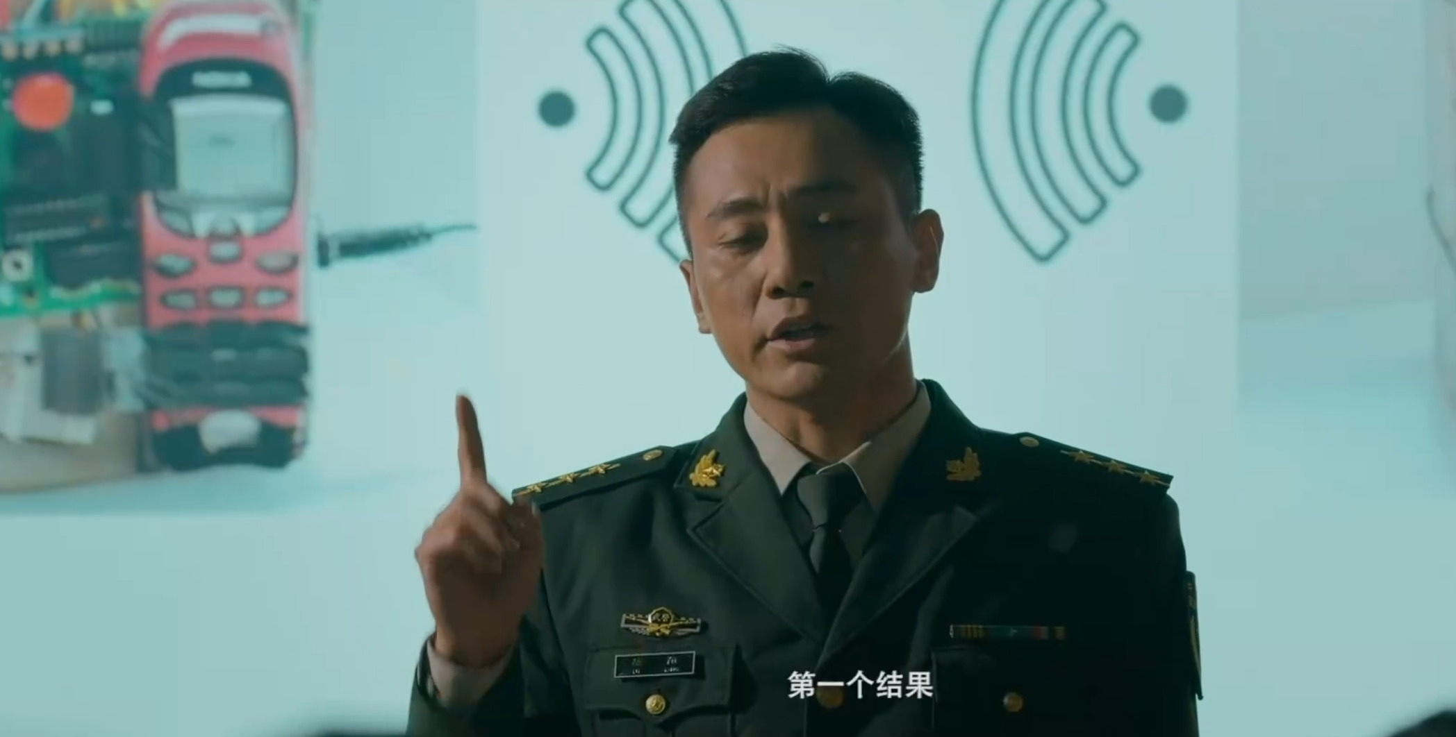 不演《战狼3》，余男先带来一部新片，26天拍完，于荣光演大反派