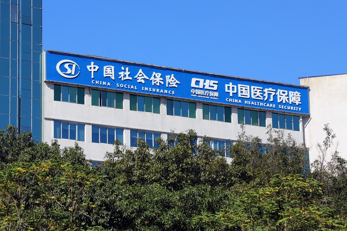 公司仅法定代表人一人，不发工资，不交社保，零申报，会有问题吗