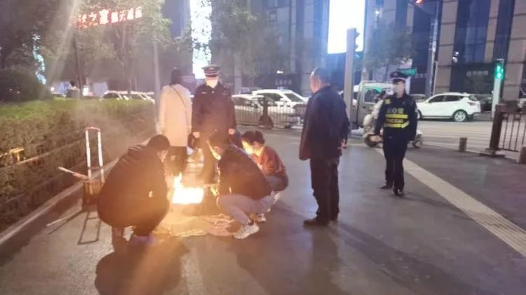 ������ | �ڷ����������䣬���������·���