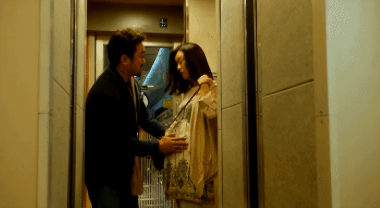 马东锡：“韩国最后一个男人”，演漫威遭抵制，跟女神结婚上巅峰