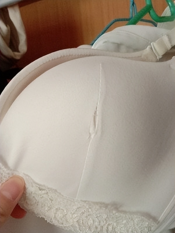 16岁到18岁的少女早恋，家长们怎么发现？