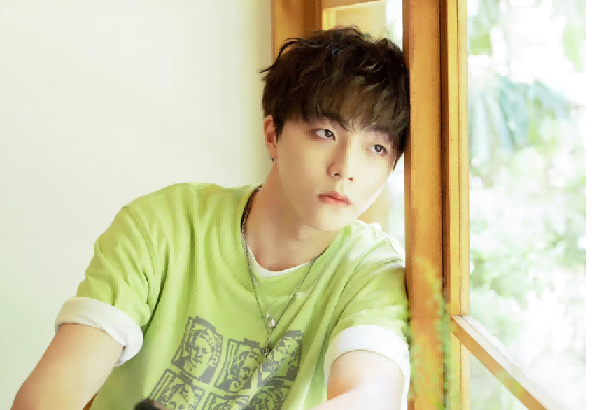 同样是演白面书生，把张国荣、任泉和佟梦实放在一起差距就出来了