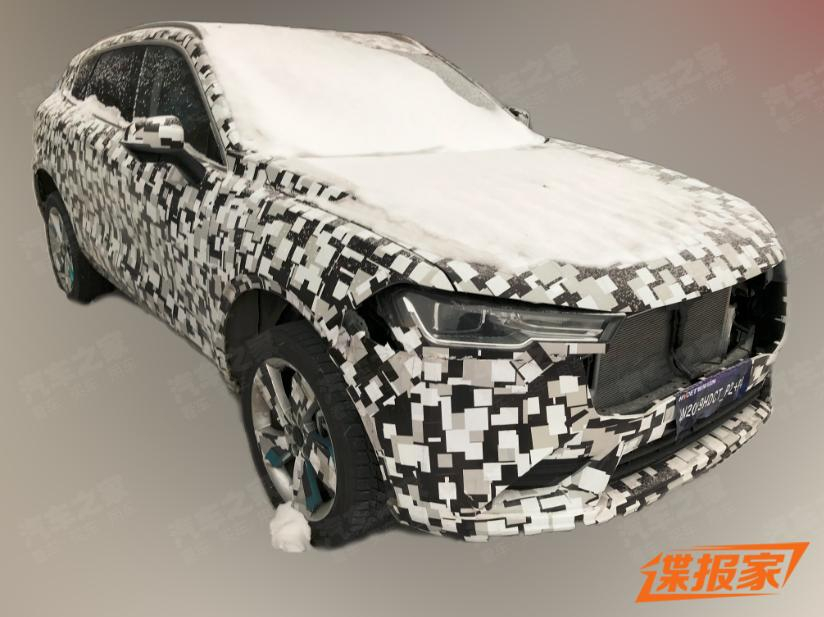 奔驰EQS SUV国内路试谍照曝光；全新福特Bronco Raptor官图发布