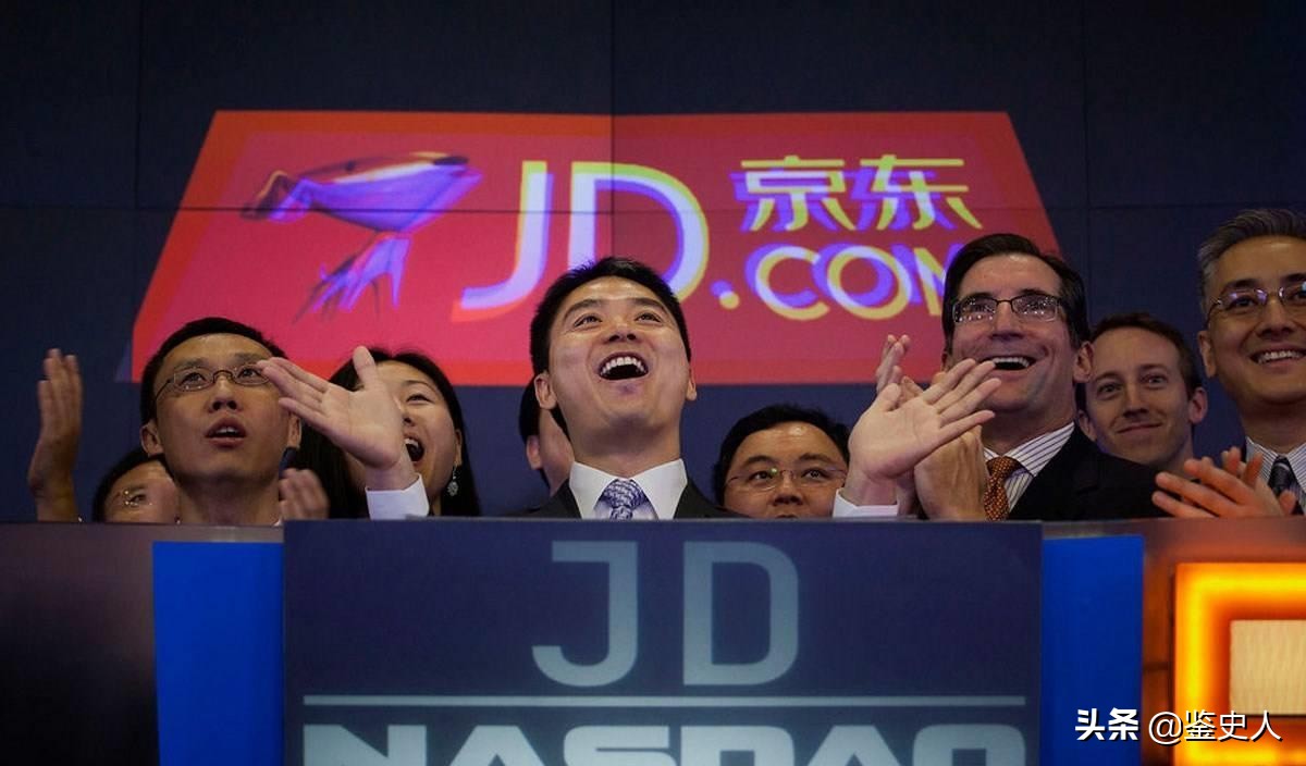 刘强东“背后的三个女人”：除了章泽天，另外两个也是京东的贵人