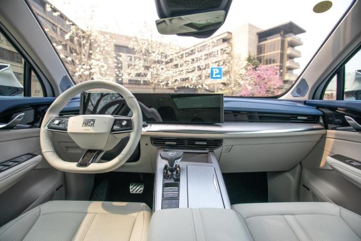 全系2.0T+爱信8AT 配仿生智驾系统 荣威全新SUV鲸将于4月19日上市