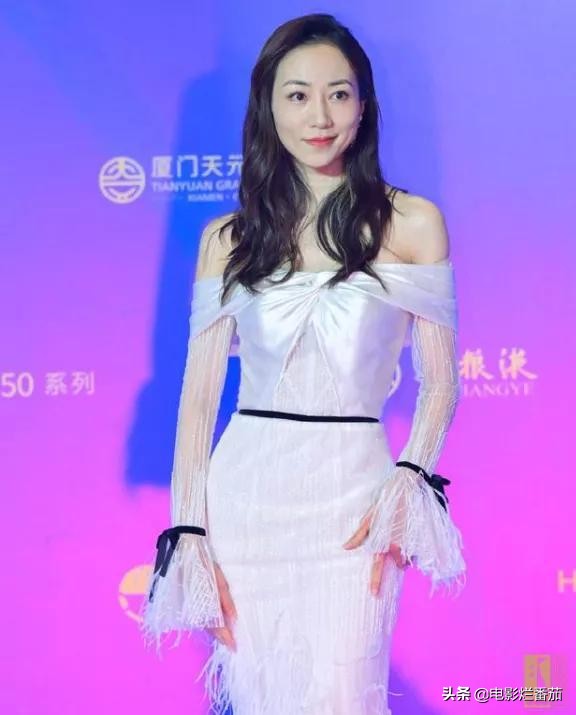 2021年女演员红地毯：有人又在拨弄着想要，有人控制着姐姐的范儿，有人为此热情地搜索