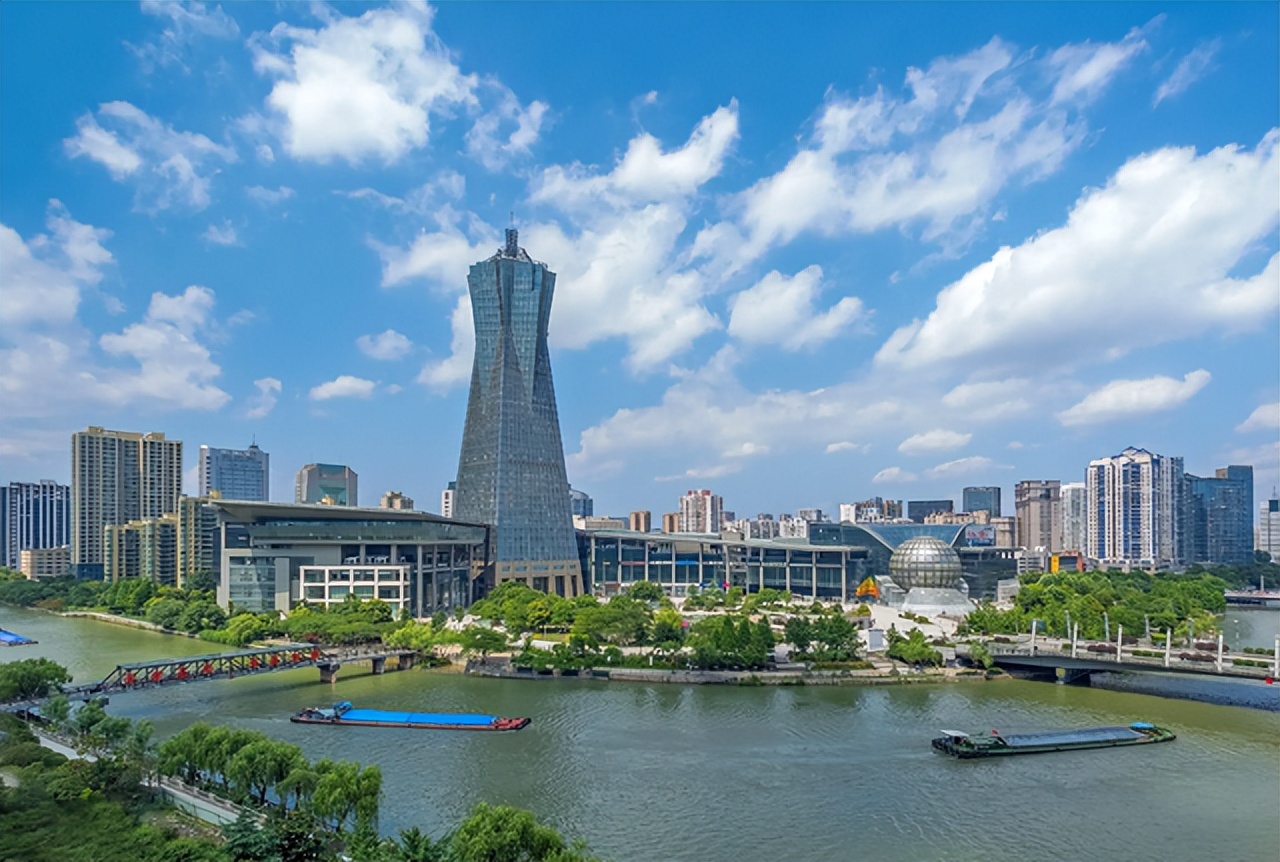 2022毕业生首选城市“前十强”，上海反超北京，杭州成为“新贵”