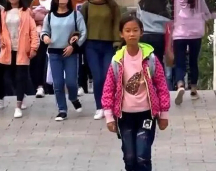 河南“神童”张易文：10岁上大学，如今月薪仅2千块，经历了啥？