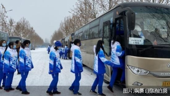 万名大学生参与，首都高校志愿者出征服务冬奥