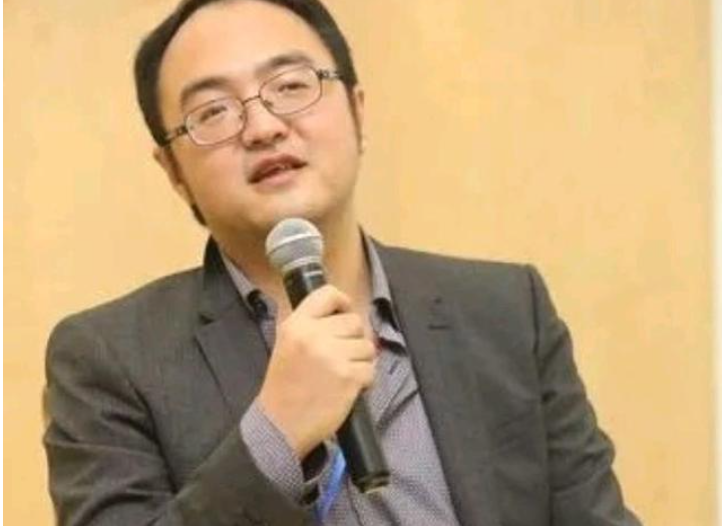 北大“黄金一代”数学大神，实力碾压韦东奕，如今齐聚麻省被嘲讽