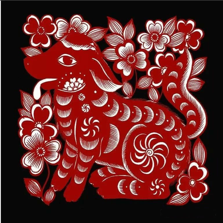红与黑的强烈碰撞，演绎出精美绝伦的十二生肖剪纸