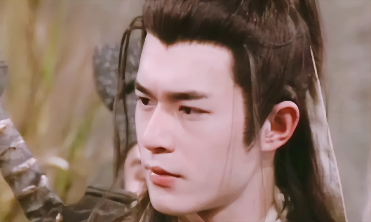 “龙须刘海”不要随便碰，颜值高的仙气飘飘，颜值低的秒变蟑螂精