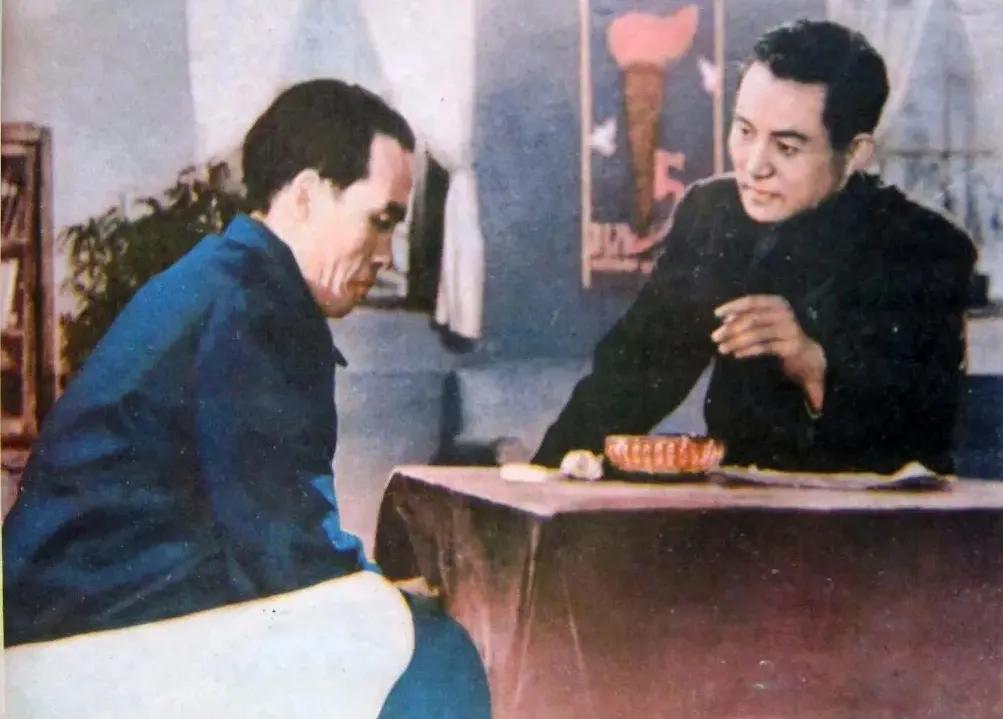 世界电影（0102）朝鲜电影《九点正》（1960）剧照欣赏