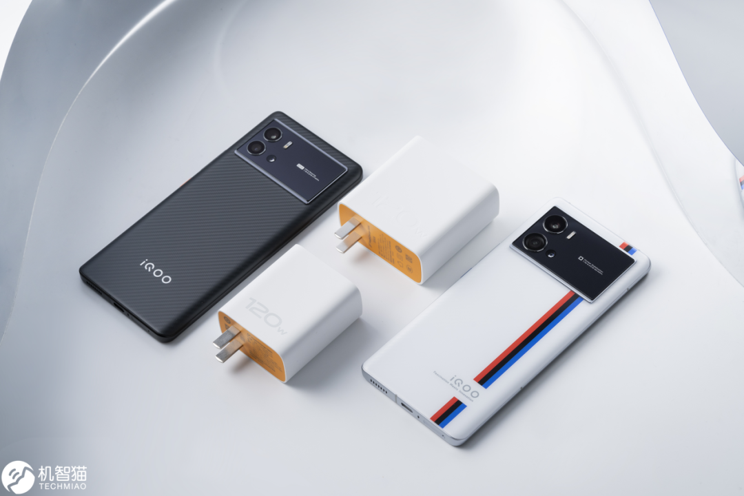 iQOO 9 Pro测评：驯龙高手，当之无愧