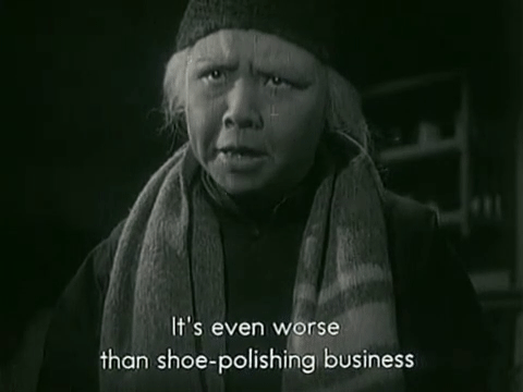 吴茵33岁确立“东方第一老太婆”的地位，终身未育，晚年写回忆录