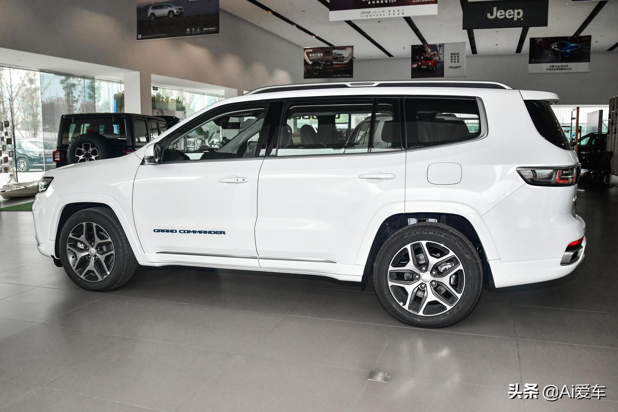 1.6L油耗的大JEEP，合资旗舰级大5座家用SUV，带你看大指挥官PHEV