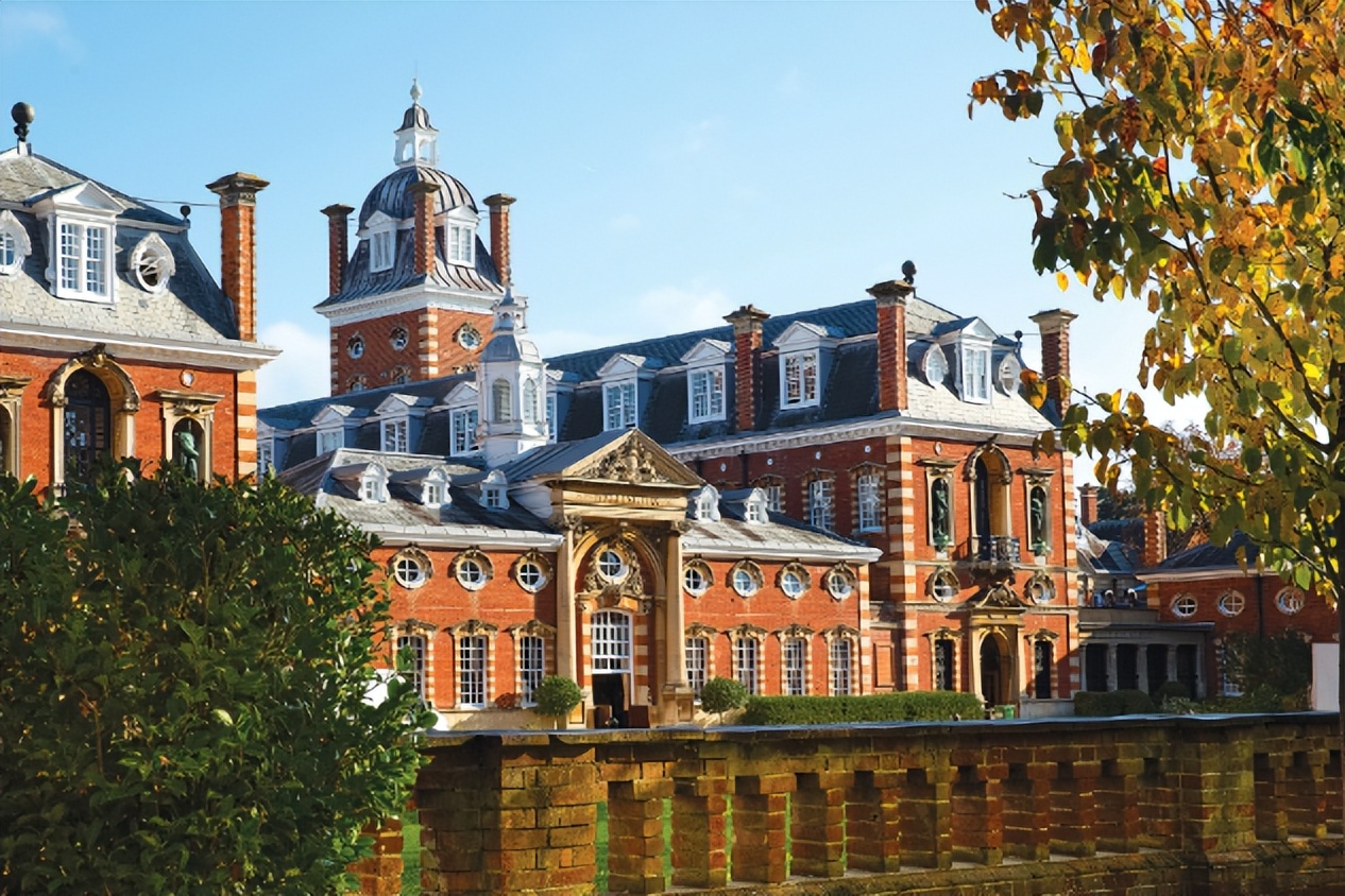 惠灵顿国际学校一年多少钱上海知名国际学校学费