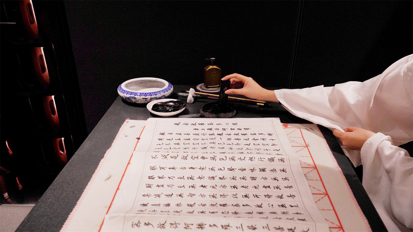 静心品茗读书,从茶书中厚积人生