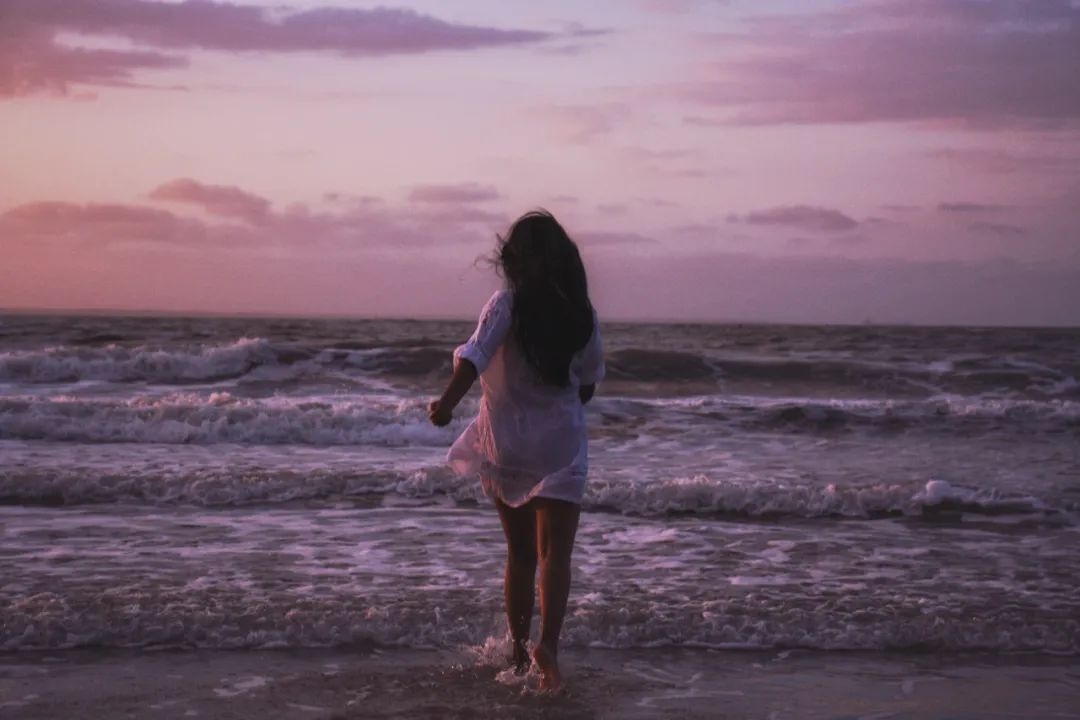 “最丑女星”至今未婚，曝积蓄仅22万：一生孤苦，却用爱点亮人生