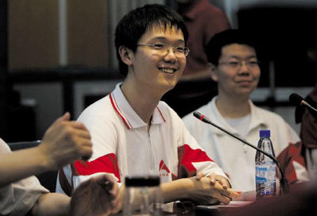 被11所美国大学拒收，高考703分无奈上清华，毕业后庆幸当年被拒