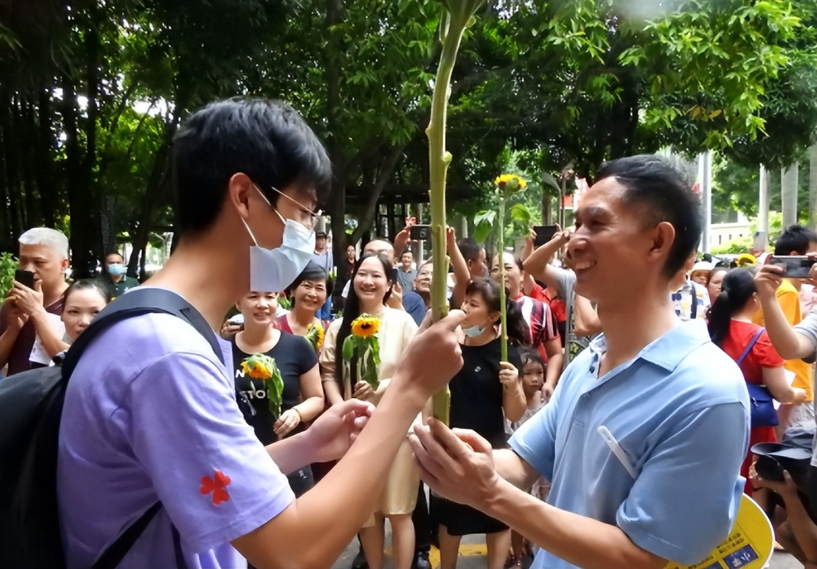 军校好还是地方大学好（省内大学）