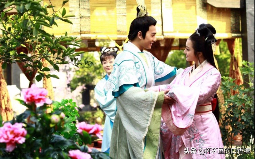 竟然演过CP的明星！陈晓＆秦岚姐弟恋，赵露思＆许凯演过无缘暗恋