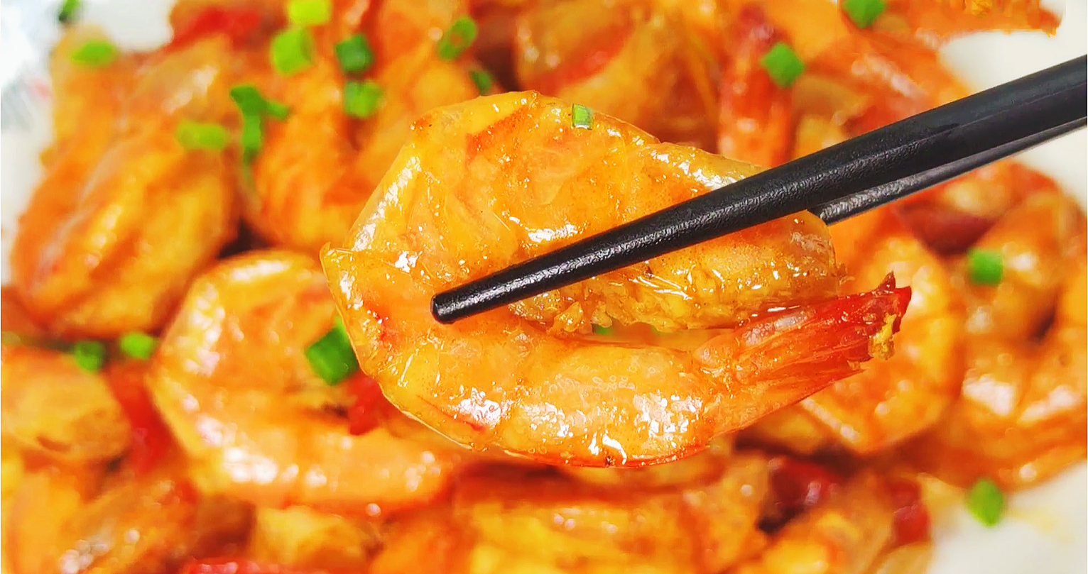 就地过年，年夜饭16道传统吉祥菜，南北方朋友都爱吃，丰盛不浪费