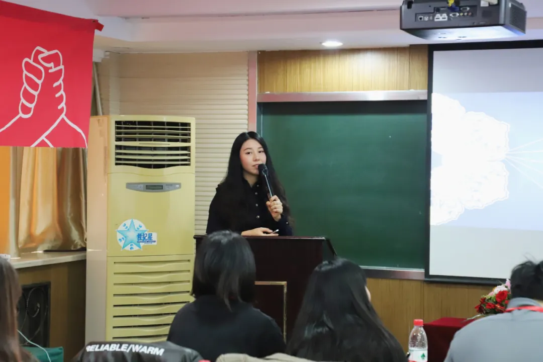 知云时代2021年留学项目骨干员工工作总结研讨暨培训会正式开始