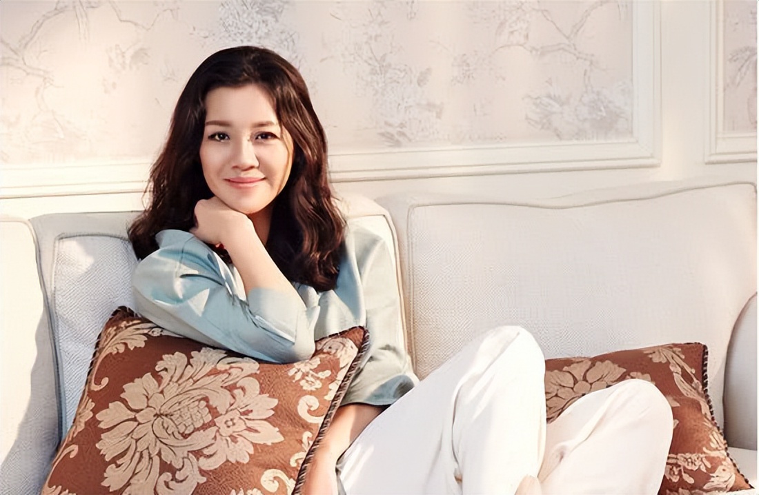 “女人30豆腐渣”？这6位“徐娘半老”的女星，个个风华不减