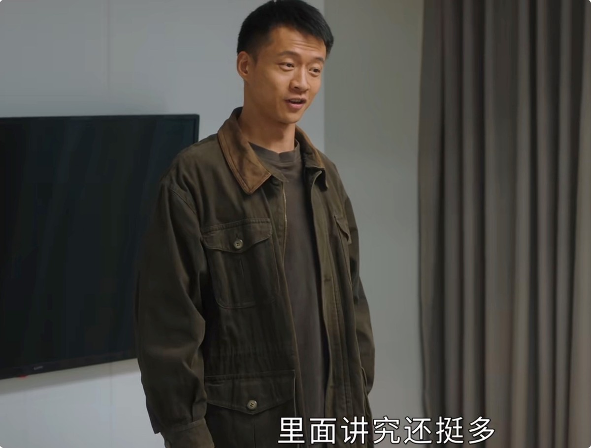 娱乐圈是个圈，《幸福到万家》最“丑”的配角，朋友圈却全是大咖