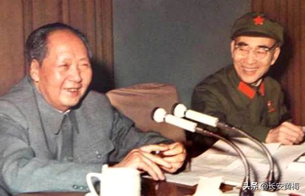毛主席对林彪说：美国要想入侵中国，有三个致命的问题