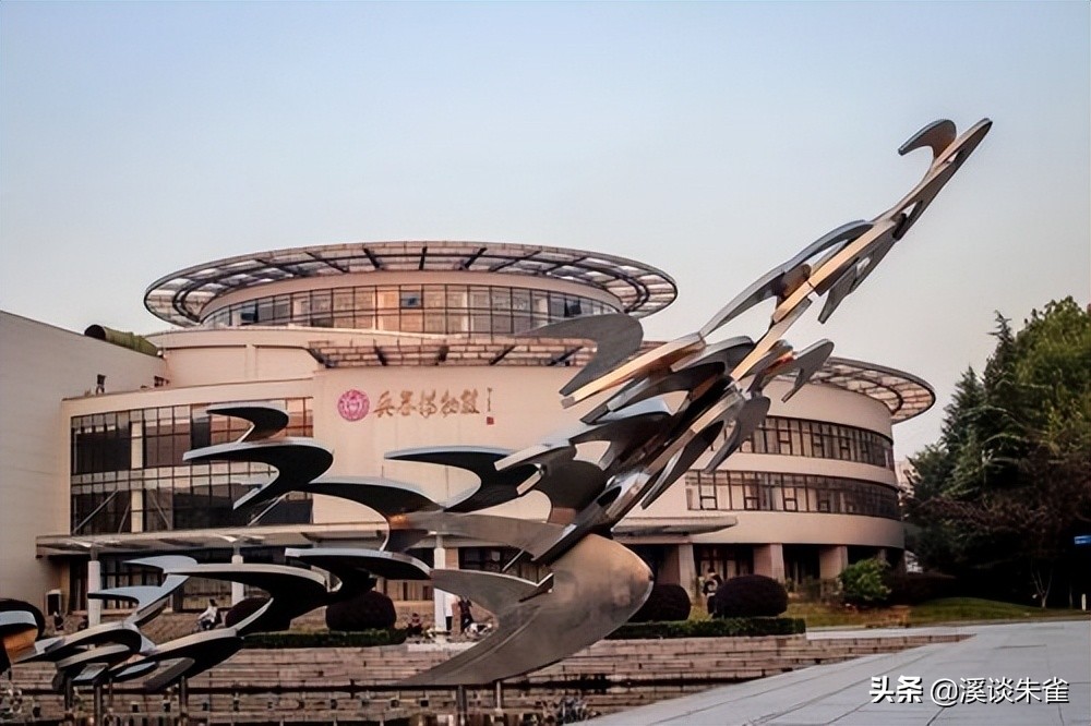 让美国忌惮的七所大学，低调神秘不输清华北大，实力强悍到被制裁