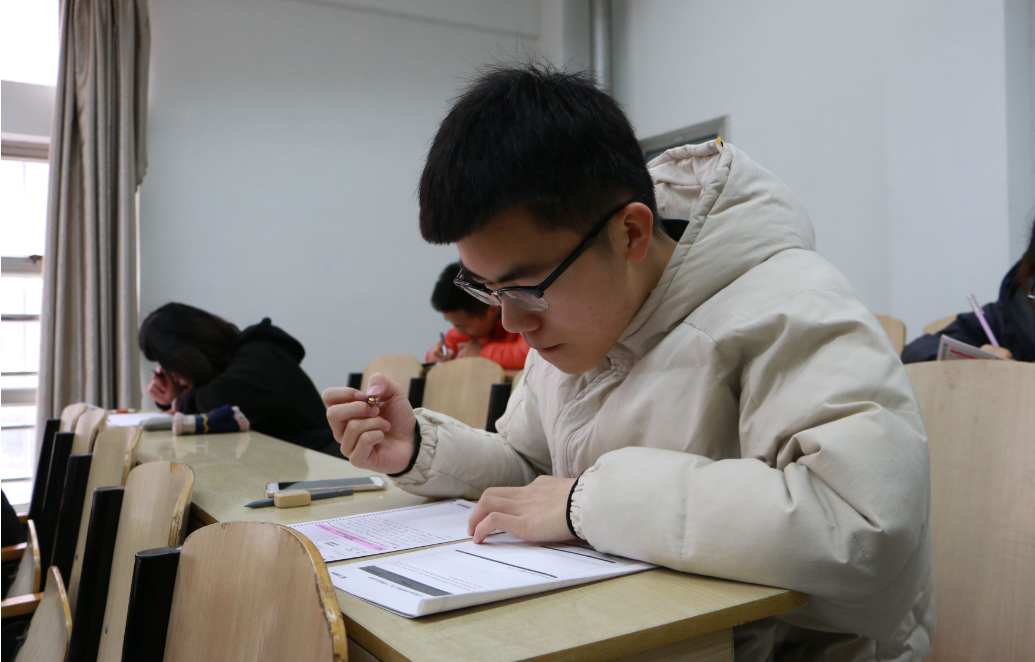 ​四六级“不及格”有什么后果？毕业2年才明白，建议大家尽早通过