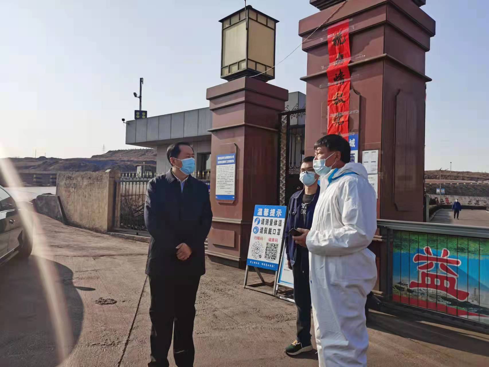神木市法院党组书记刘宝林检查包抓镇街疫情防控工作